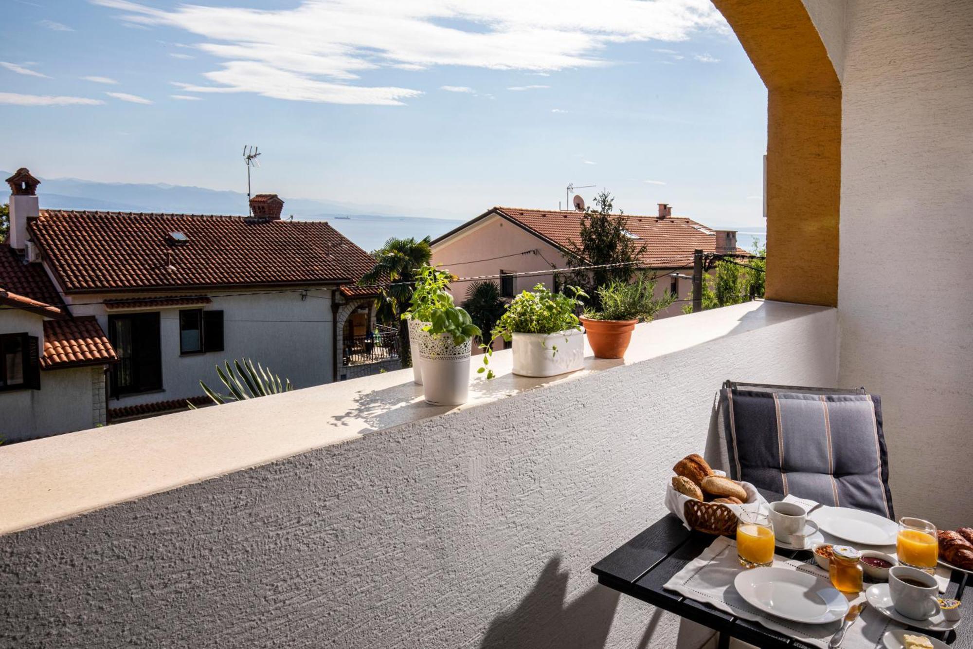 Beller Appartamento Ičići